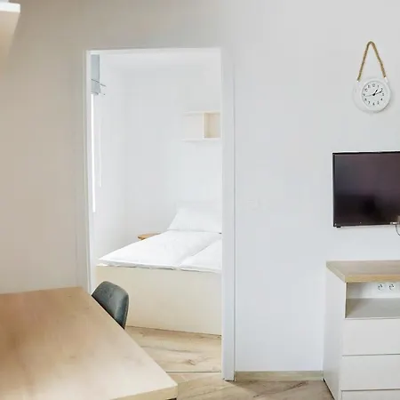 Hotel apartamentowy Starter Iii *