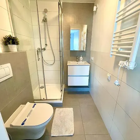 Starter Iii Aparthotel Wroclaw