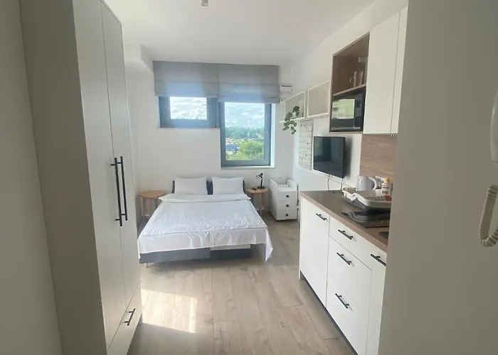 Starter Iii شقة فندقية فروتسواف